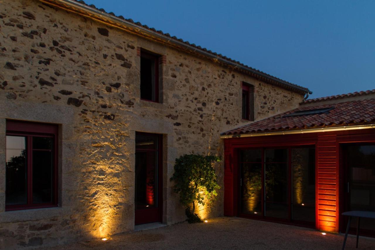 Le Puy Carmin - Chambre D'Hotes Avec Jacuzzi Bazoges-en-Paillers 外观 照片